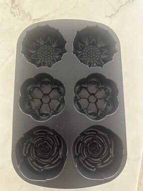 Nordic Ware Floral 6-Cup Muffin Pan with Sunflower, Blossom, Rose Molds